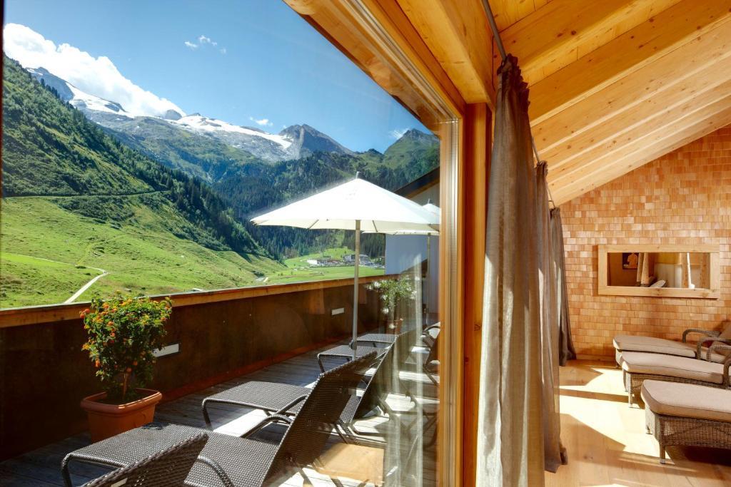 Hotel Berghof Crystal Spa & Sports Tux Esterno foto