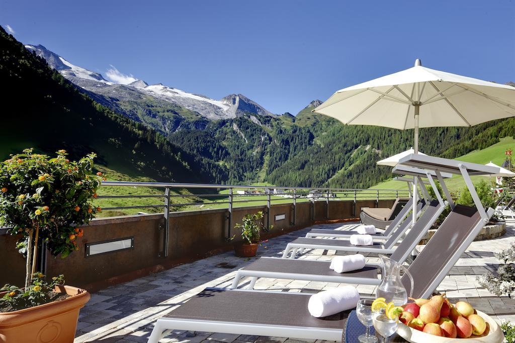 Hotel Berghof Crystal Spa & Sports Tux Esterno foto
