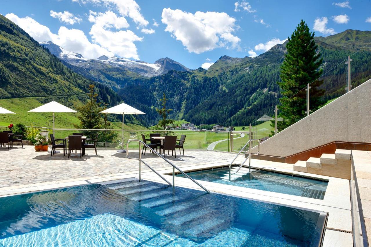 Hotel Berghof Crystal Spa & Sports Tux Esterno foto